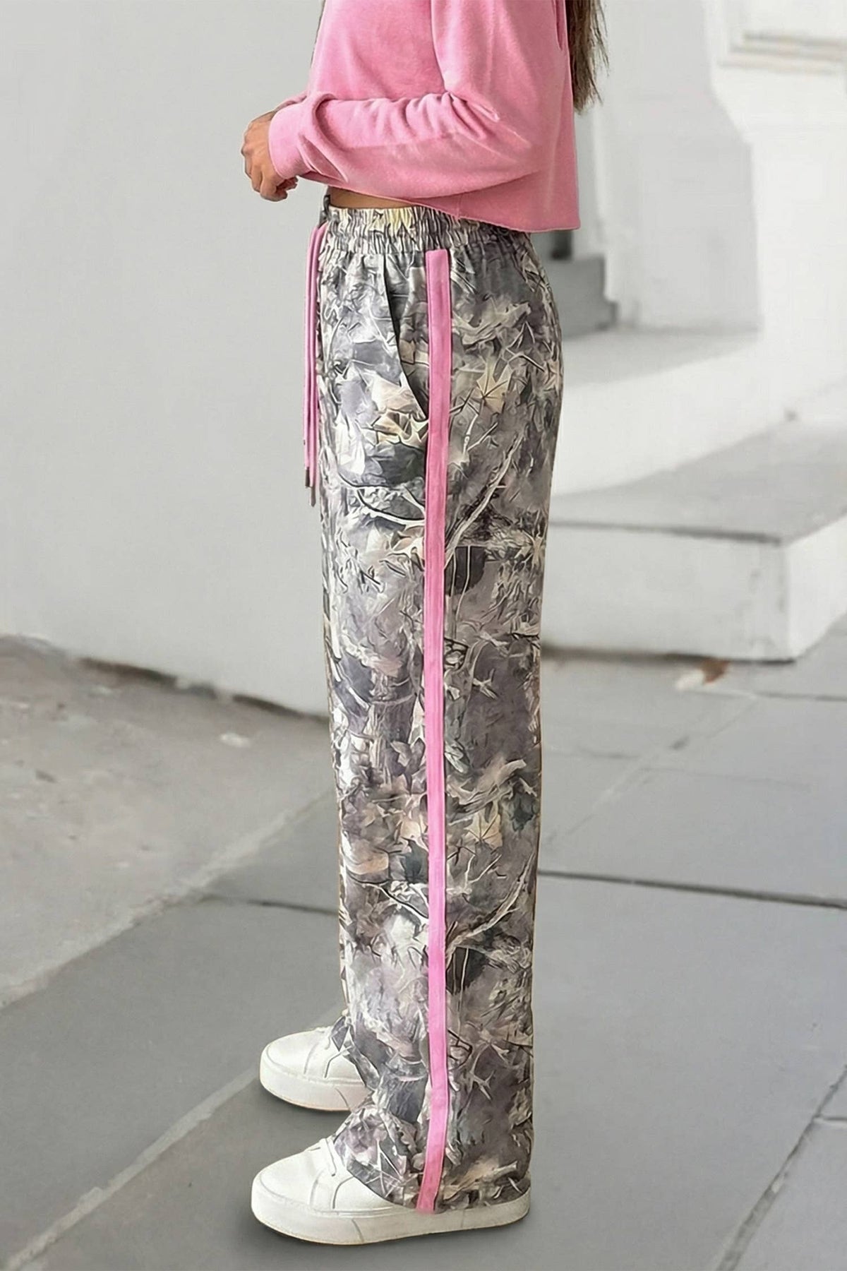 Camo Detail Drawstring Wide Leg Sweatpants